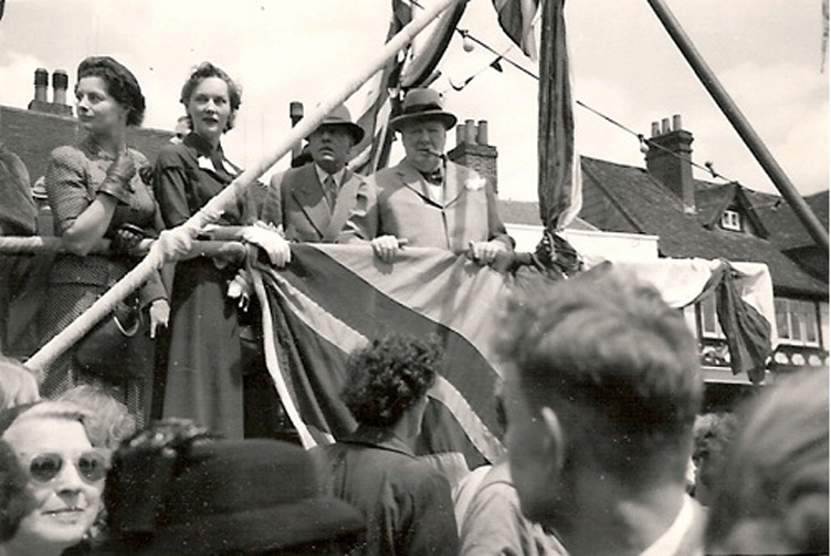 HELEN LONG (née Vlasto) - ESMÉE Lady CROMER – Unidentified - Sir WINSTON CHURCHILL Westerham Carnival (early 1950s).jpg